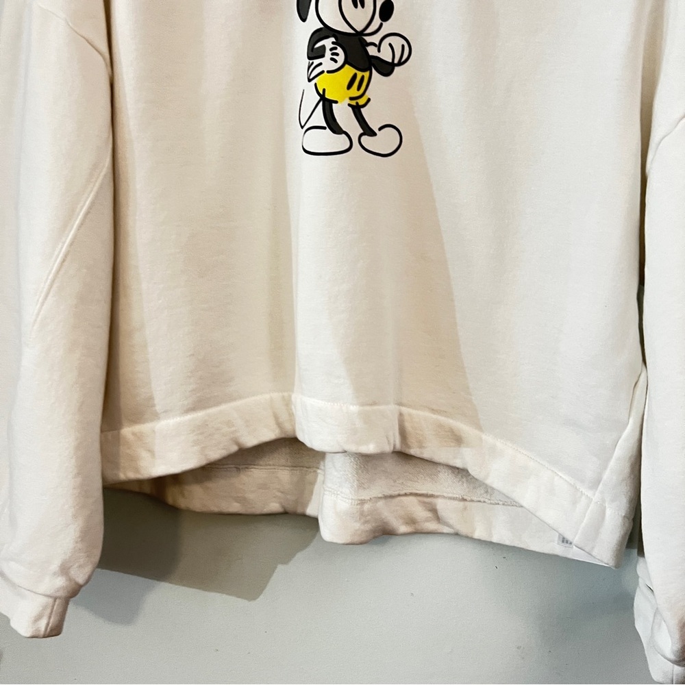 Disney White Crew Neck Sweater Hi-Lo Hem Mickey Mouse Graphic - Picture 6 of 11